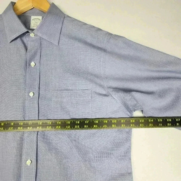 Brooks Brothers Mens Regent Dress Shirt Sz 16 4-5 Non Iron Blue‎ Micro Geometric - Picture 12 of 16